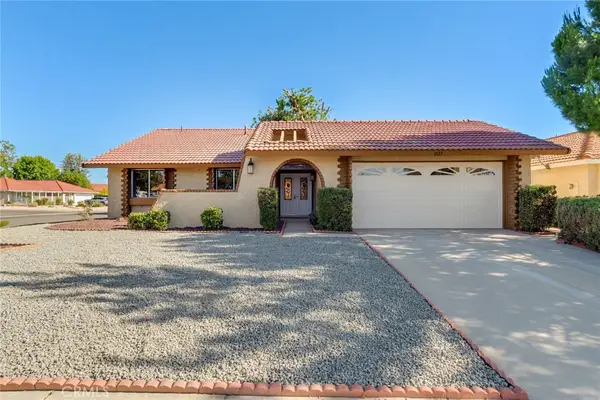 1825 Flame Tree, Hemet, CA 92545