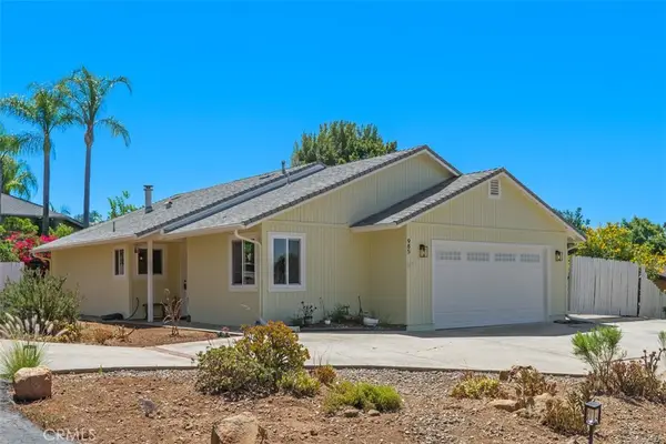 985 N Main, Fallbrook, CA 92028