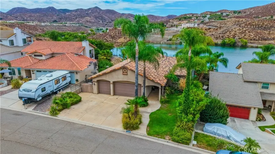 22049 Loch Lomond, Canyon Lake, CA 92587 - #2