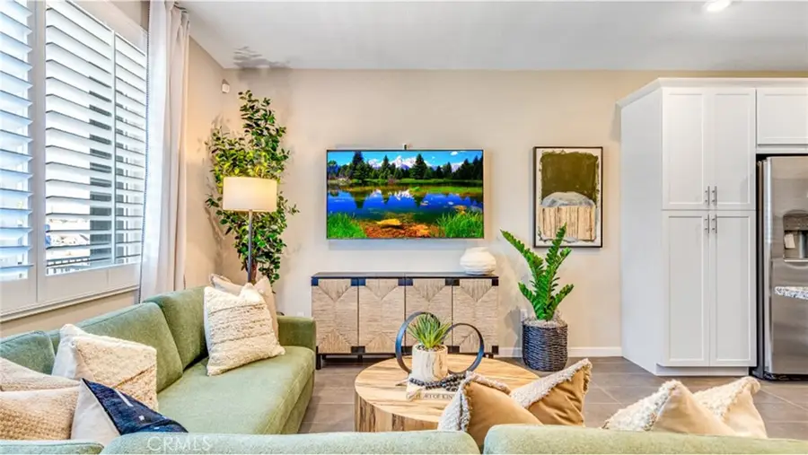 2882 E Bottas Priveado, Ontario, CA 91762 - #3
