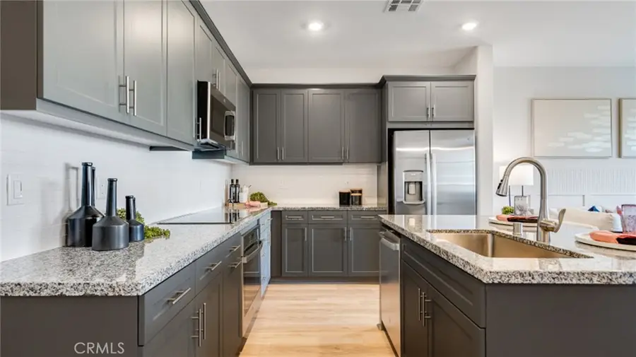2857 E Amberley Privado, Ontario, CA 91762 - #2