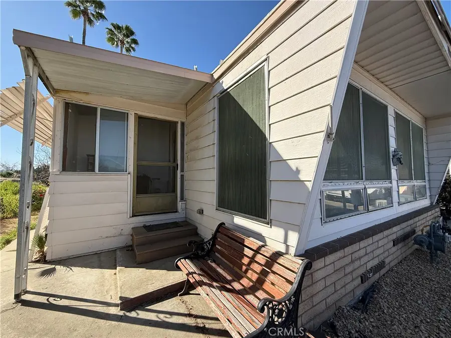 1536 S State St #48, Hemet, CA 92543 - #2