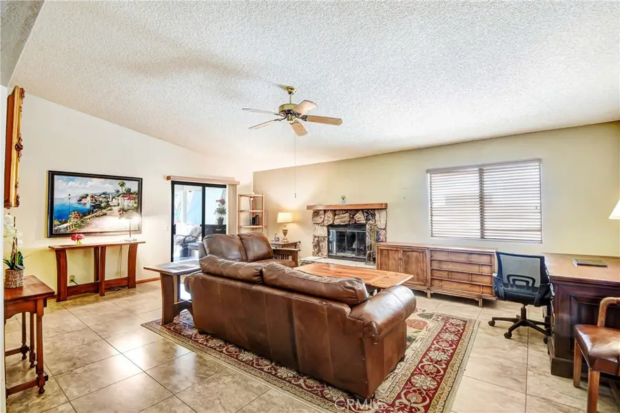 3871 Roxbury Drive, Hemet, CA 92545 - #2