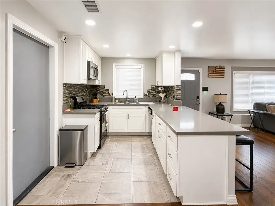 421 Parkbrook Street, Spring Valley, CA 91977 - #3