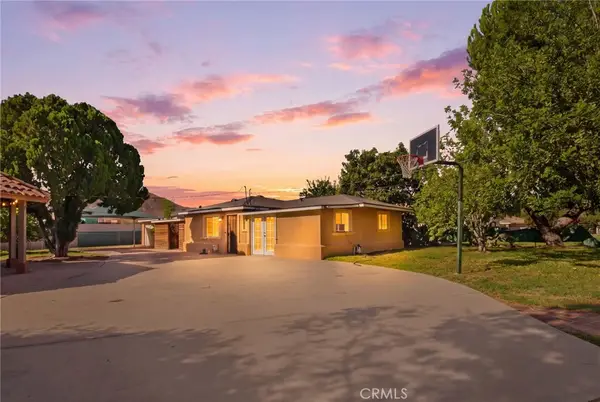 17651 Santa Ana, Bloomington, CA 92316