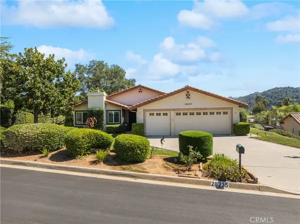 28235 Stonington, Escondido, CA 92026