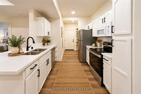 41410 Juniper St. #212, Murrieta, CA 92562