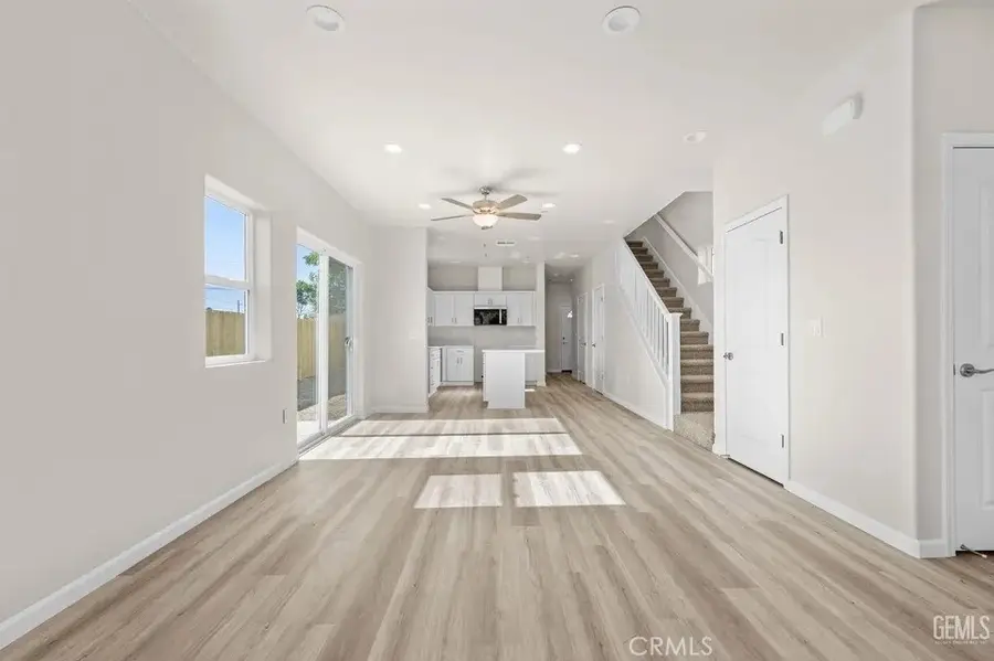 209 10th, Bakersfield, CA 93304 - #3