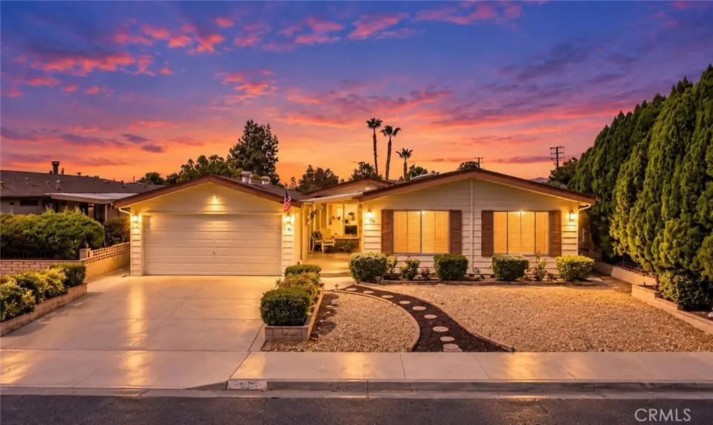 1129 Buttonwood Ct, Hemet, CA 92545 - #1