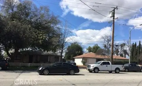 1367 S Towne Avenue, Pomona, CA 91766 - #2