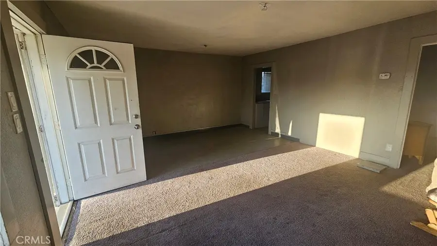 416 W Cleveland Avenue, Montebello, CA 90640 - #3