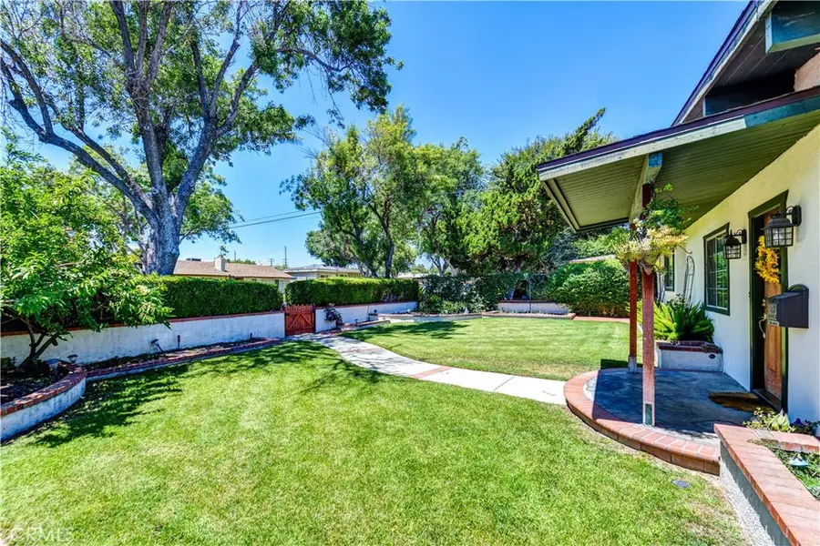 278 Verdugo Way, Upland, CA 91786 - Image #2