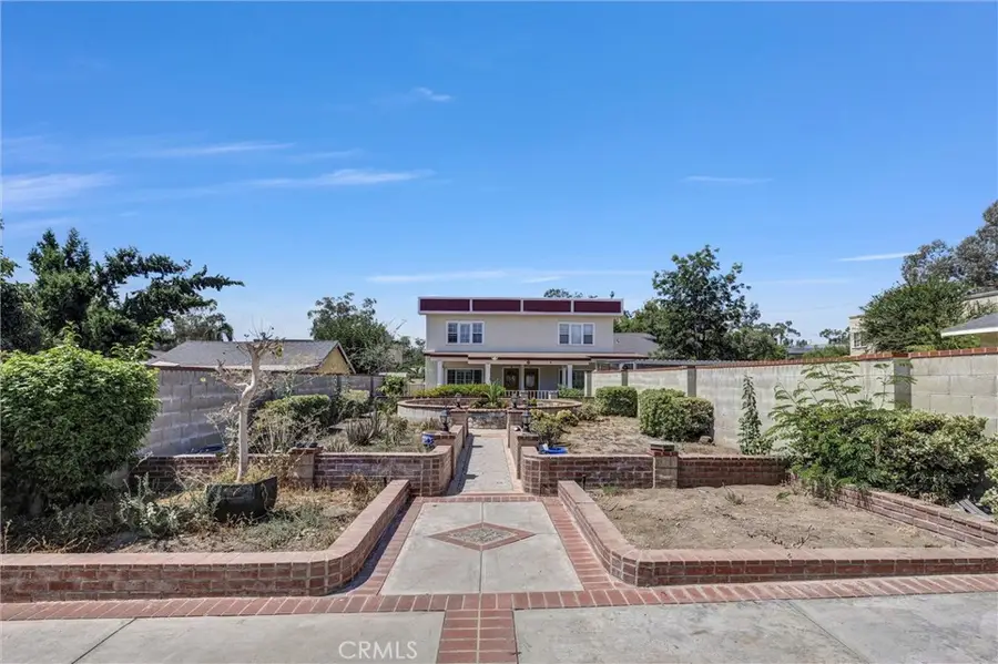 1325 Glen Ave, Pasadena, CA 91103 - Image #2