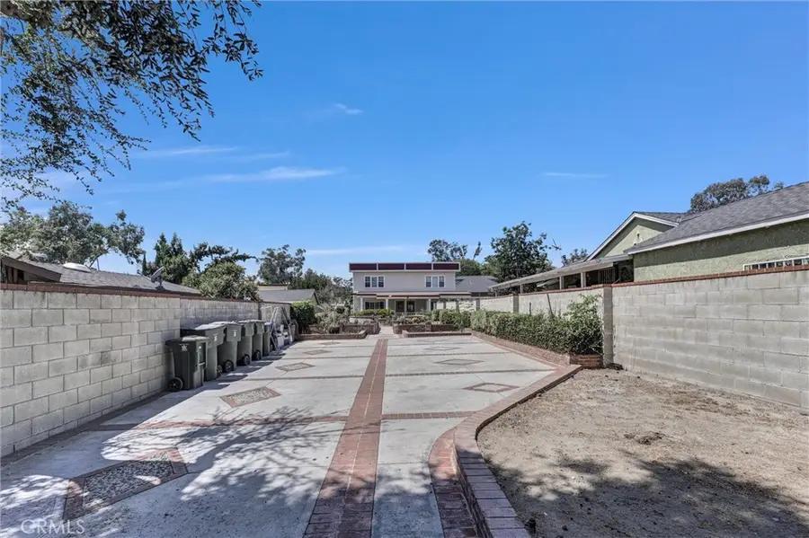 1325 Glen Ave, Pasadena, CA 91103 - Image #3