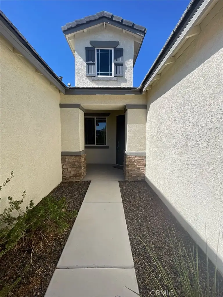 573 Paddock Drive, Bullhead City, AZ 86442 - Image #1