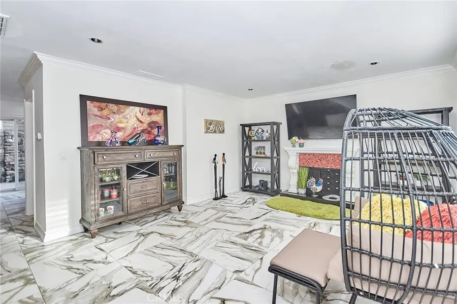 11742 11742 215th #8, Lakewood, CA 90715 - Image #2