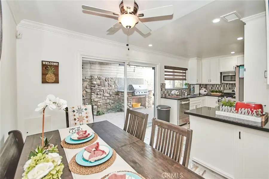 11742 11742 215th #8, Lakewood, CA 90715 - Image #3