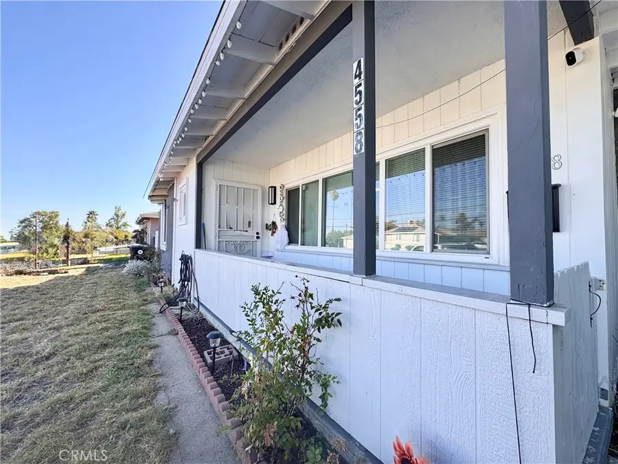 4558 N Mountain View, San Bernardino, CA 92407 - #3