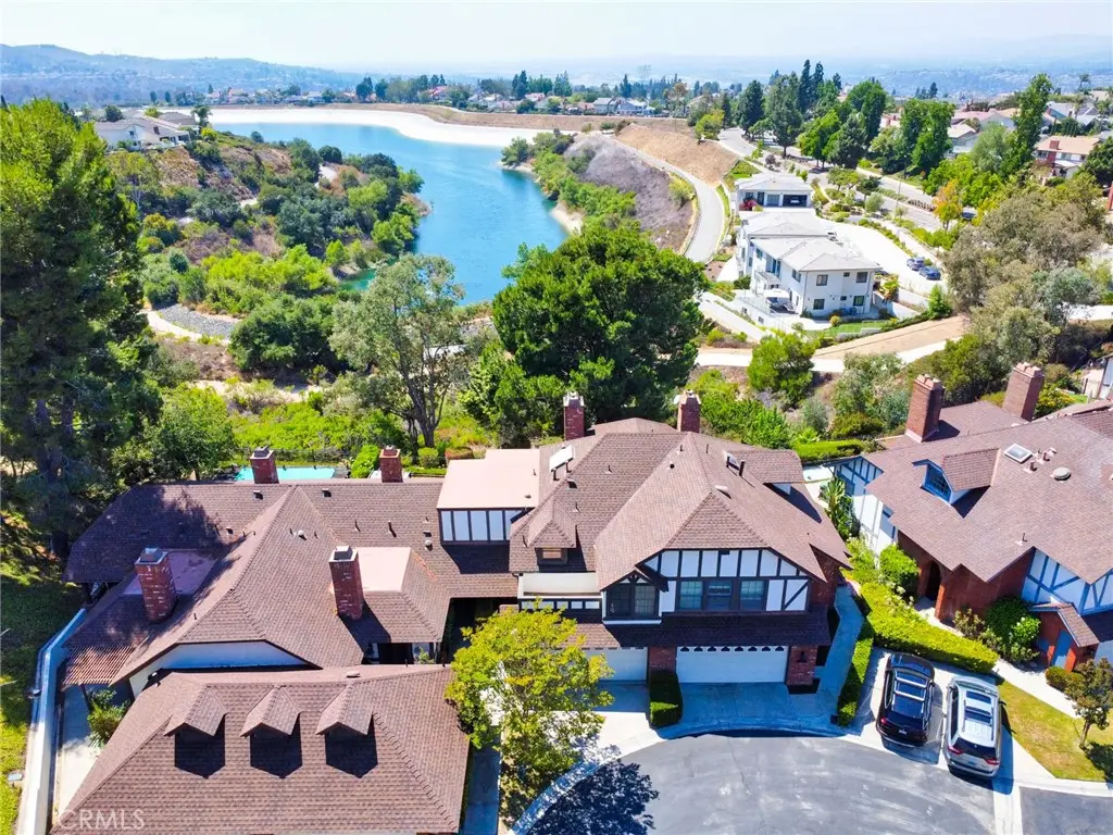 950 S Rim Crest Drive, Anaheim Hills, CA 92807 - Image #1