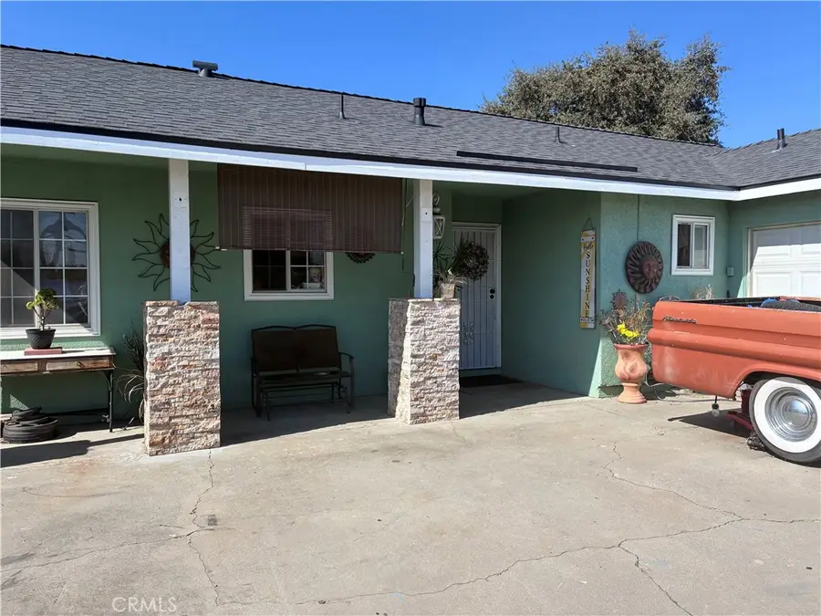 114 S Encina, Rialto, CA 92376 - Image #2