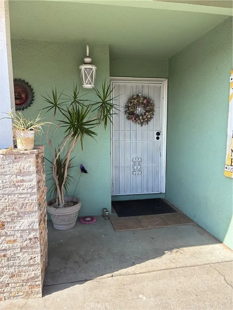 114 S Encina, Rialto, CA 92376 - Image #3