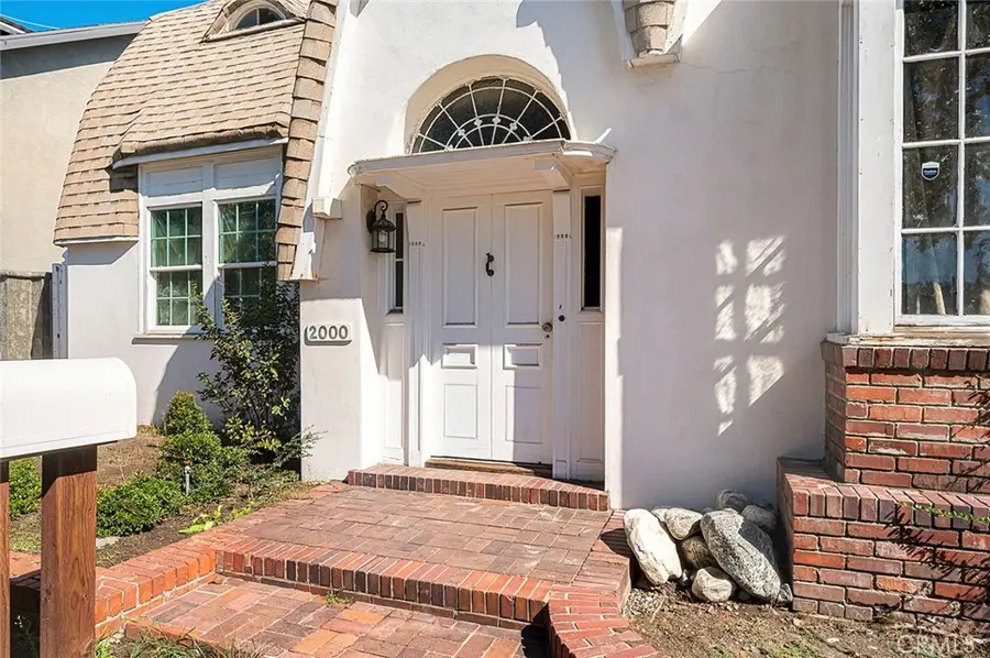2000 N New Hampshire, Los Feliz, CA 90027 - Image #2