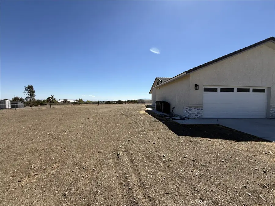 9591 Burbank Road, Phelan, CA 92371 - #3