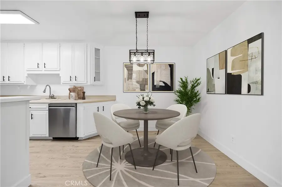 1001 W Macarthur #2, Santa Ana, CA 92707 - Image #2