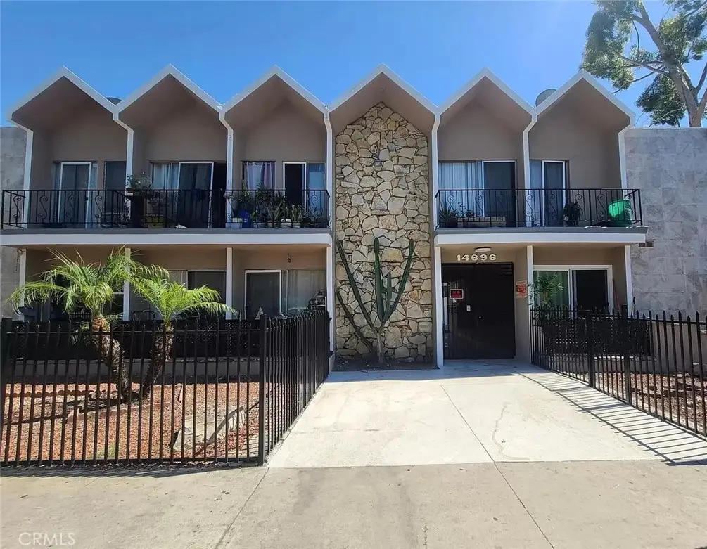 14696 Rayen, Panorama City, CA 91402 - #1