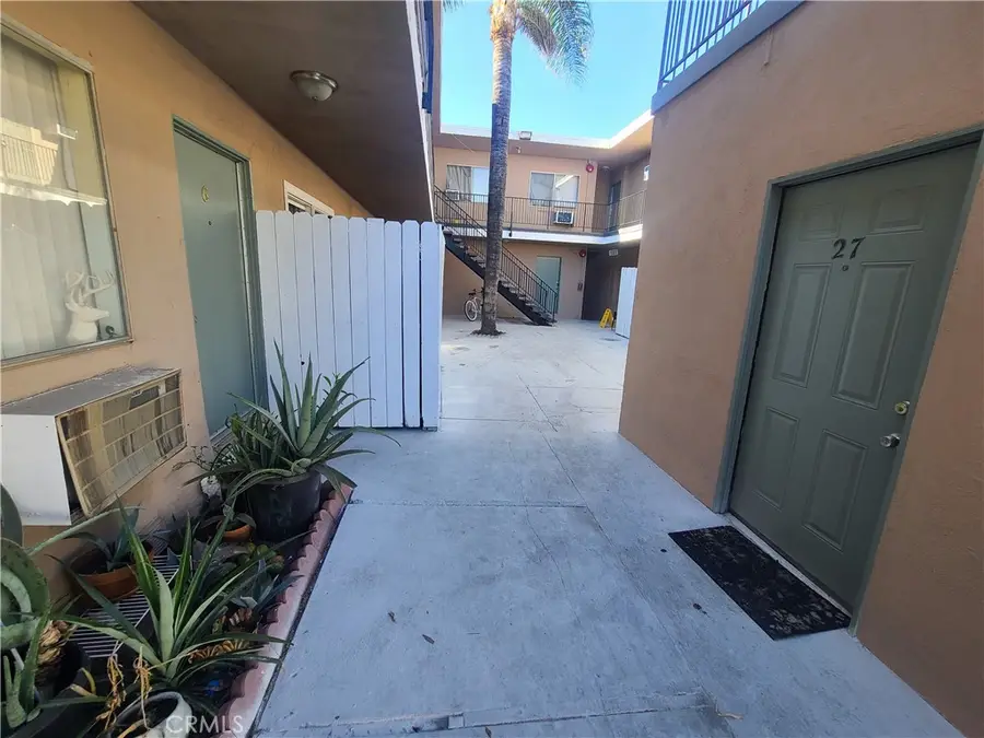 14696 Rayen, Panorama City, CA 91402 - #3