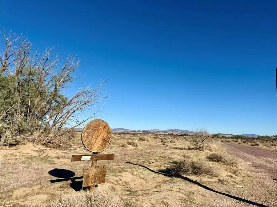 32467 Lakeview, Newberry Springs, CA 92365 - Image #3