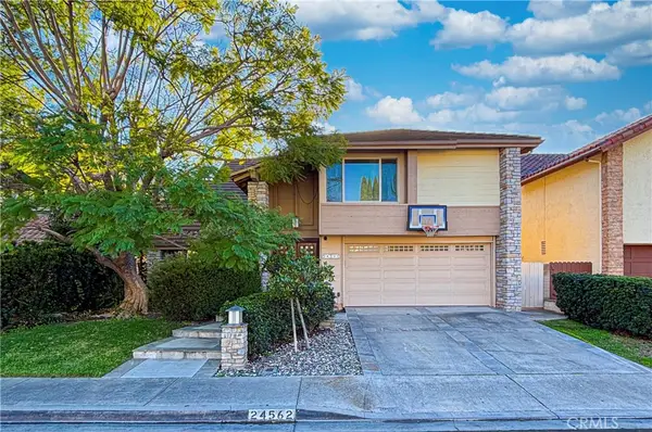 24562 Via Tonada, Lake Forest, CA 92630