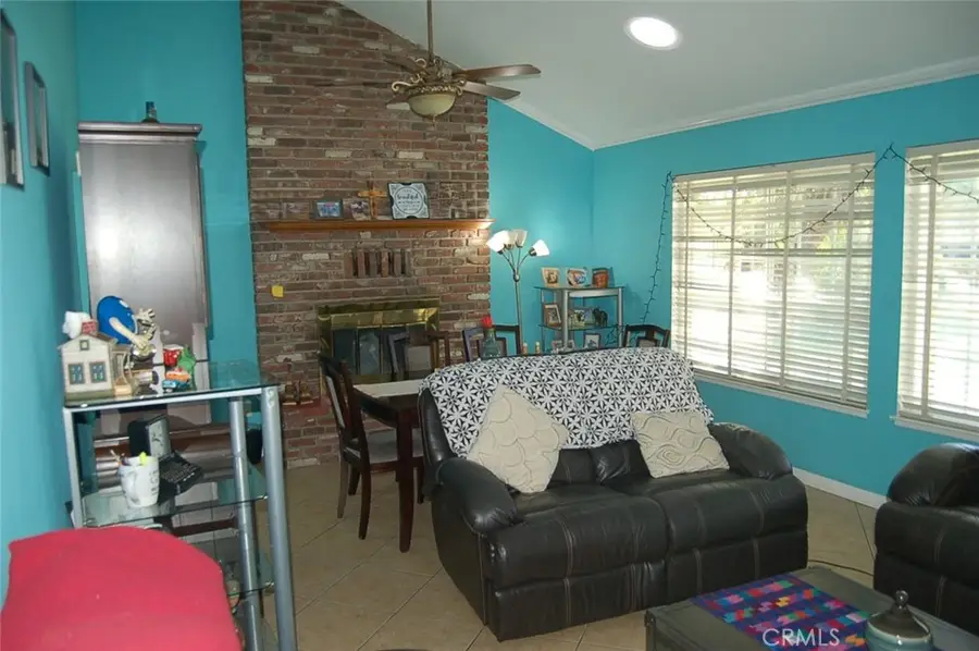 395 S Tamarisk, Rialto, CA 92376 - #3