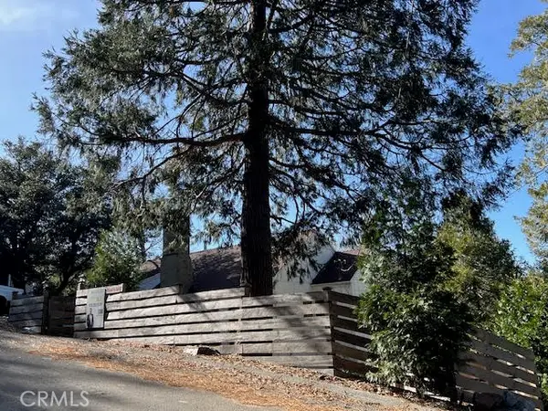532 Sunset, Crestline, CA 92325