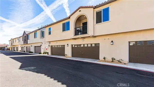 16651 Snowdrop #1, Fontana, CA 92336