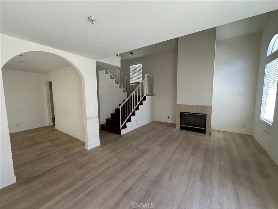 21041 Gault #C, Canoga Park, CA 91303 - #3