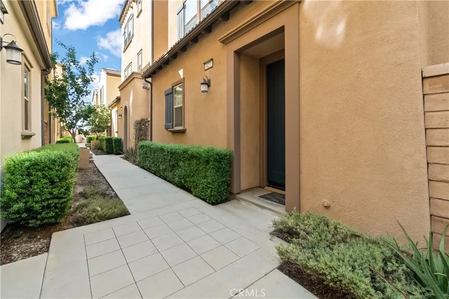 822 Mandarin, Upland, CA 91786 - #3