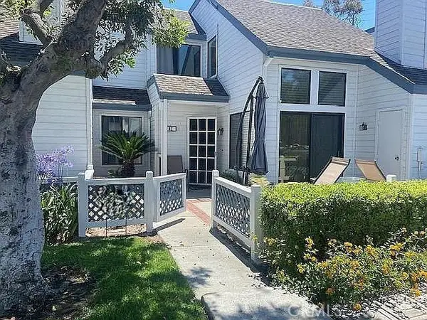 41 Fallingstar #28, Irvine, CA 92614