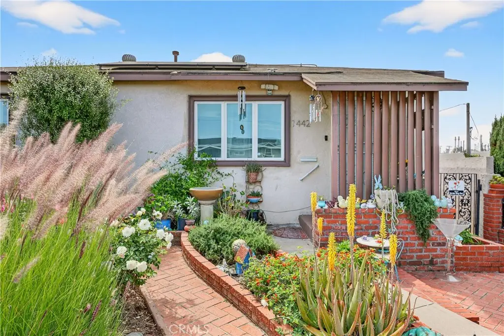 1442 W G Street, Wilmington, CA 90744 - #1
