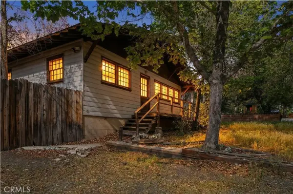 799 Mountain View, Wrightwood, CA 92397