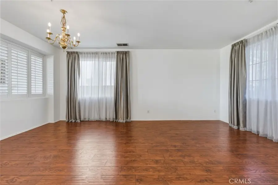 16581 Escalon, Fontana, CA 92336 - #3