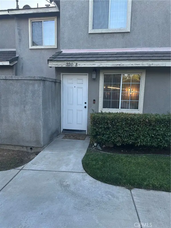 220 W Walnut #B, Rialto, CA 92376