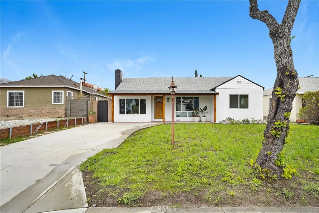2120 N Brighton, Burbank, CA 91504 - #1