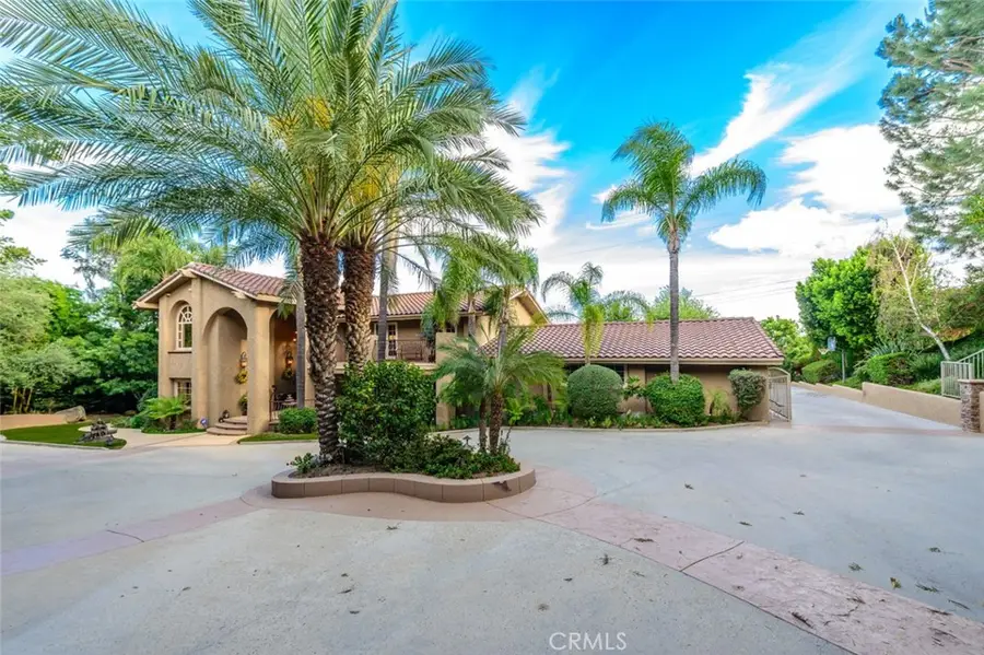 580 W 26th Street, Upland, CA 91784 - #2