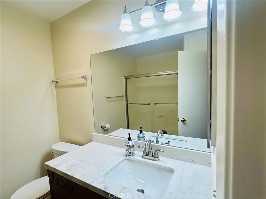 1008 Las Lomas Unit C, La Habra, CA 90631 - #2