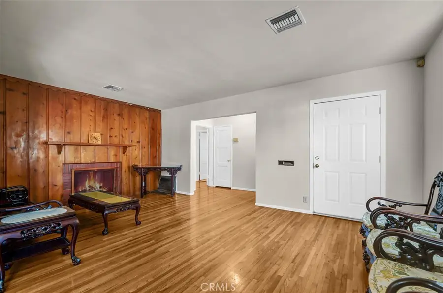 1404 Violeta, Alhambra, CA 91801 - #3