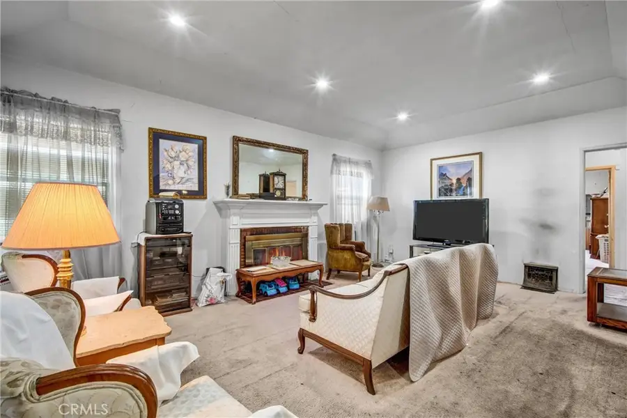 1544 S Burnside, Los Angeles, CA 90019 - #3