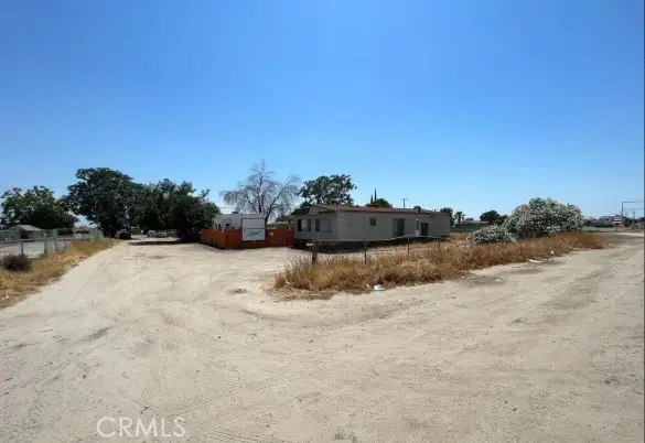 12119 Edison Hwy, Bakersfield, CA 93307 - #1