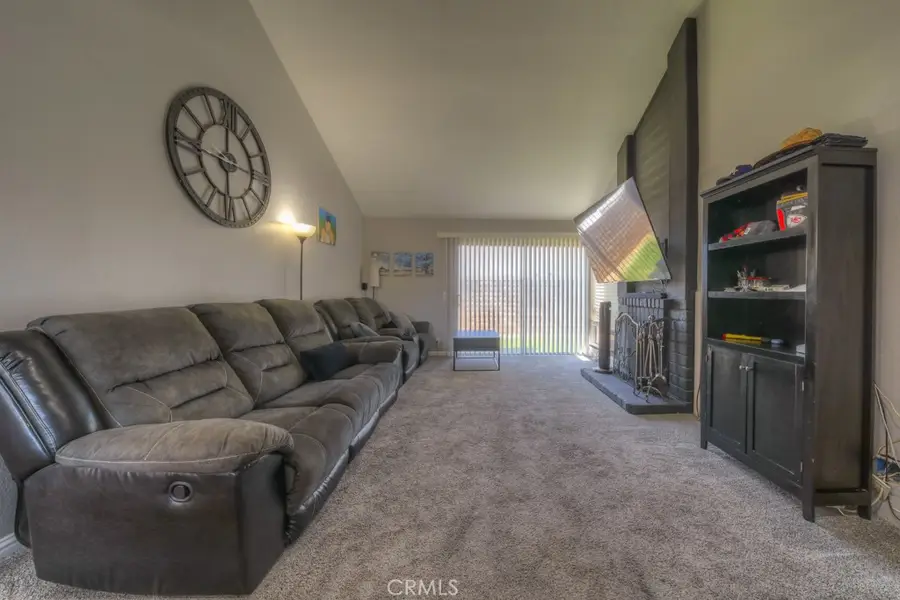 6591 Grant, Chino, CA 91710 - #2