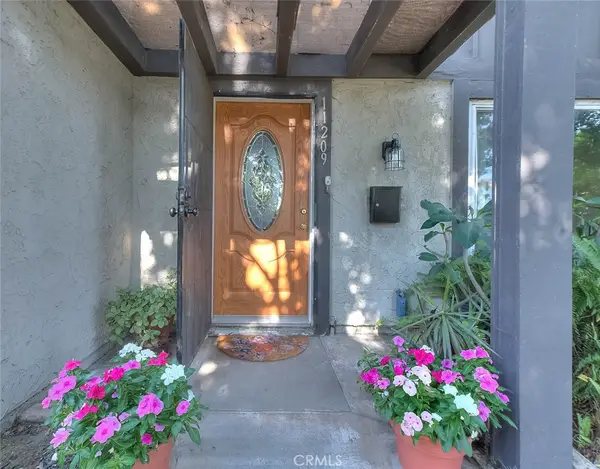 11209 Lambert, Stanton, CA 90680